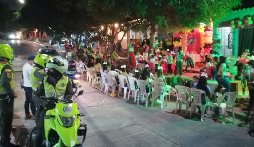 Una de las fiestas intervenidas.