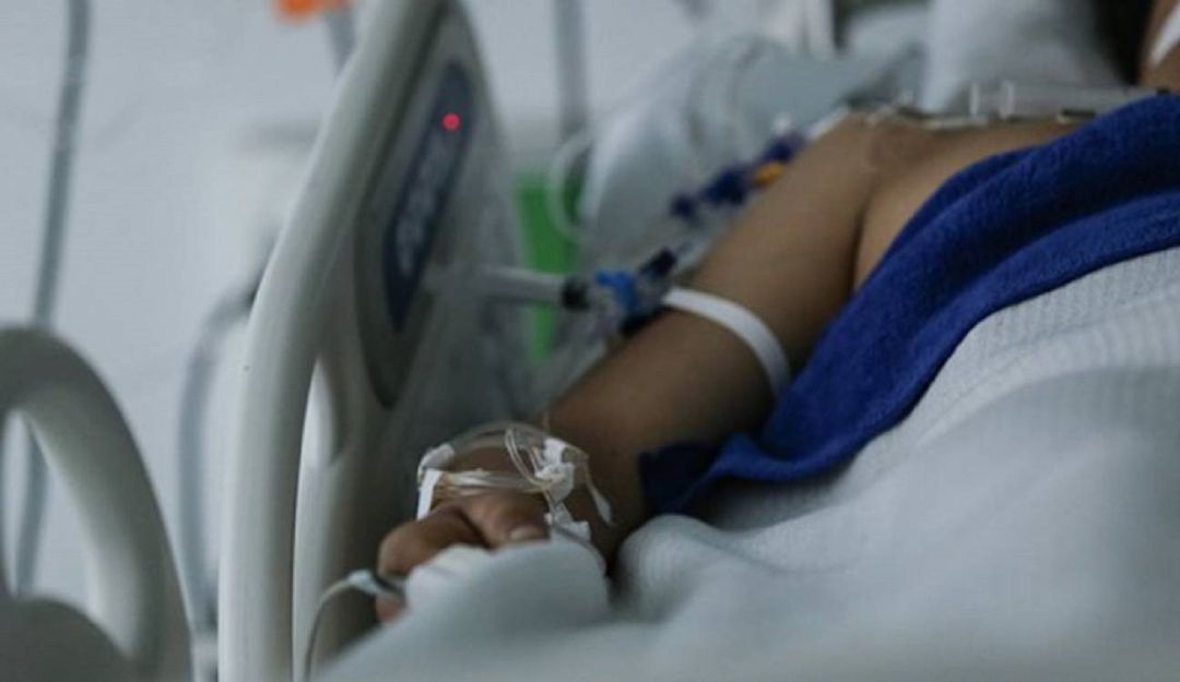Tres centros asistenciales tienen ocupación del 100% en sus camas UCI