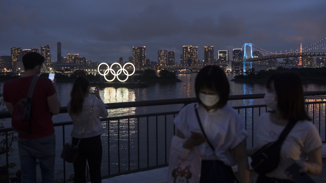 Primer ministro de Japón asegura que habrá Olímpicos pese a ola de COVID-19