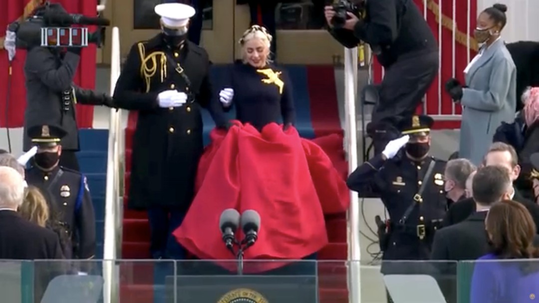 'JLo', Lady Gaga, Kamala Harris y más: así fueron vestidas a la ceremonia