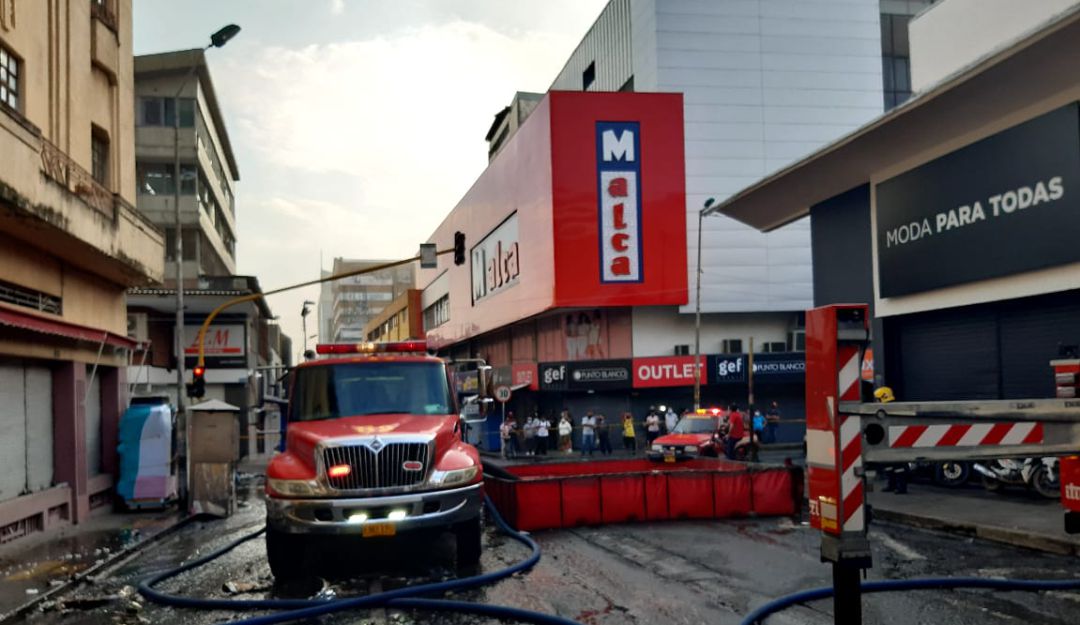 Incendio en fábrica calzado