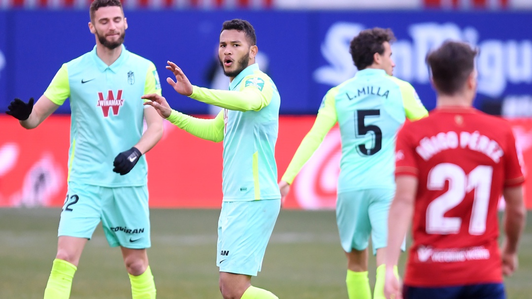 Gol de Luis Javier Suárez no pudo evitar la derrota del Granada