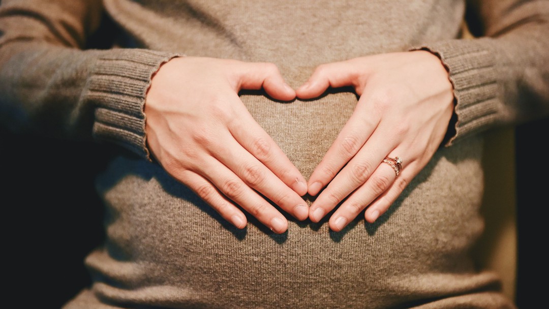 ¿Cómo llevar a cabo un parto natural sano?