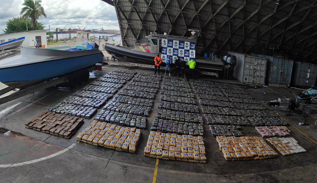 Cargamento de 2.6 toneladas de marihuana