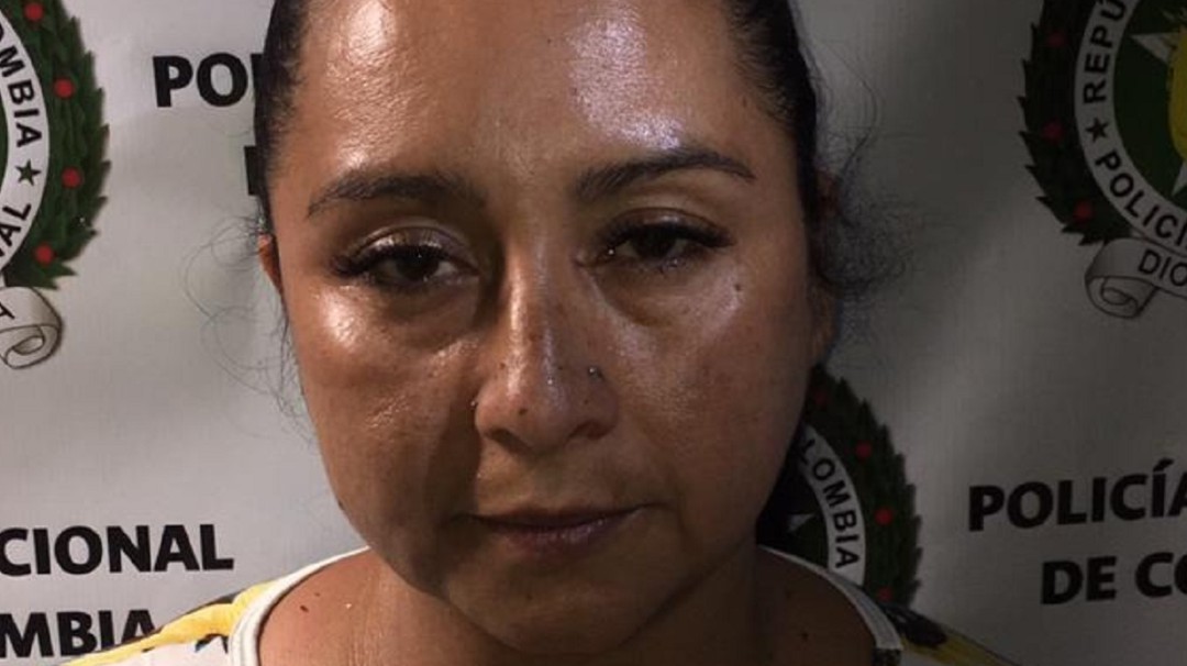 Mujer en Cali comercializaba fusiles de asalto R-15