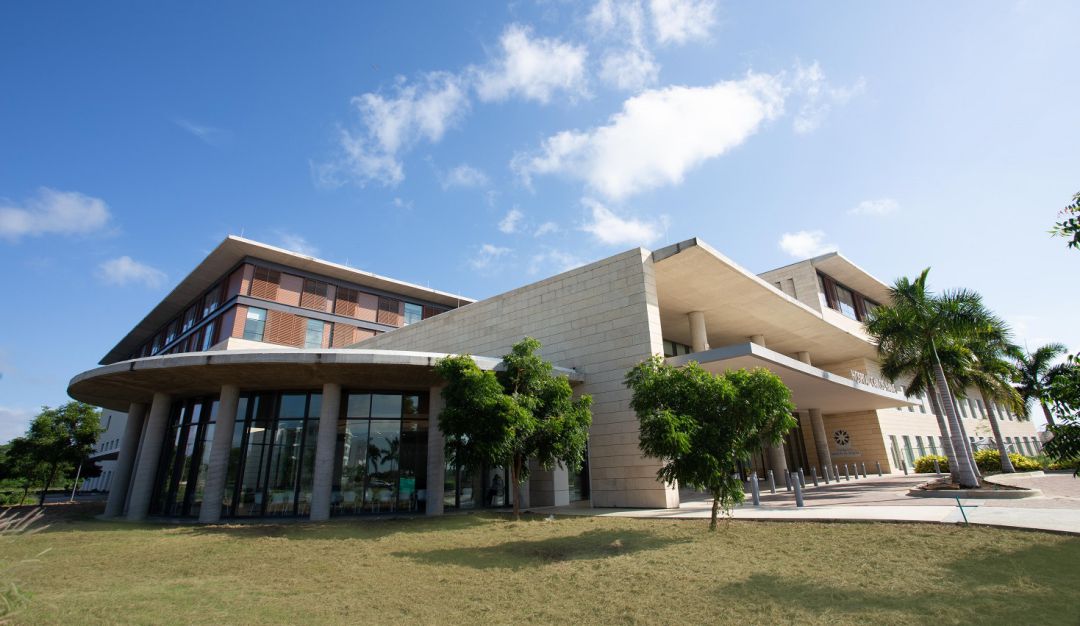 Centro Hospitalario Serena del Mar