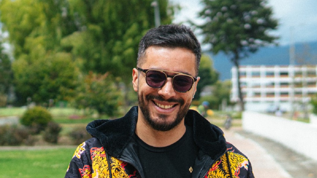 Rafatoon el creador de videos animados de los grandes artistas