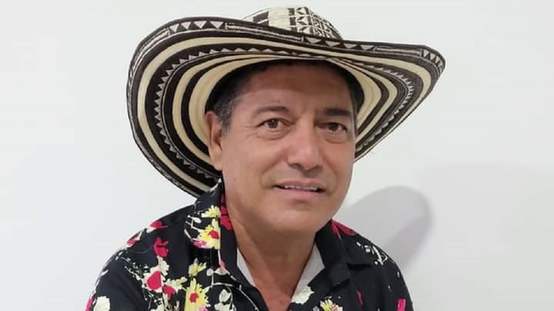 "Con paso fino": la nueva canción de Gerardo Varela en la voz de Coronel