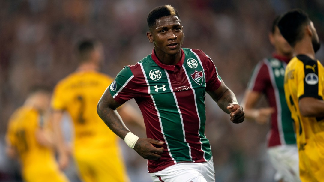 Yony González regresa al fútbol brasileño