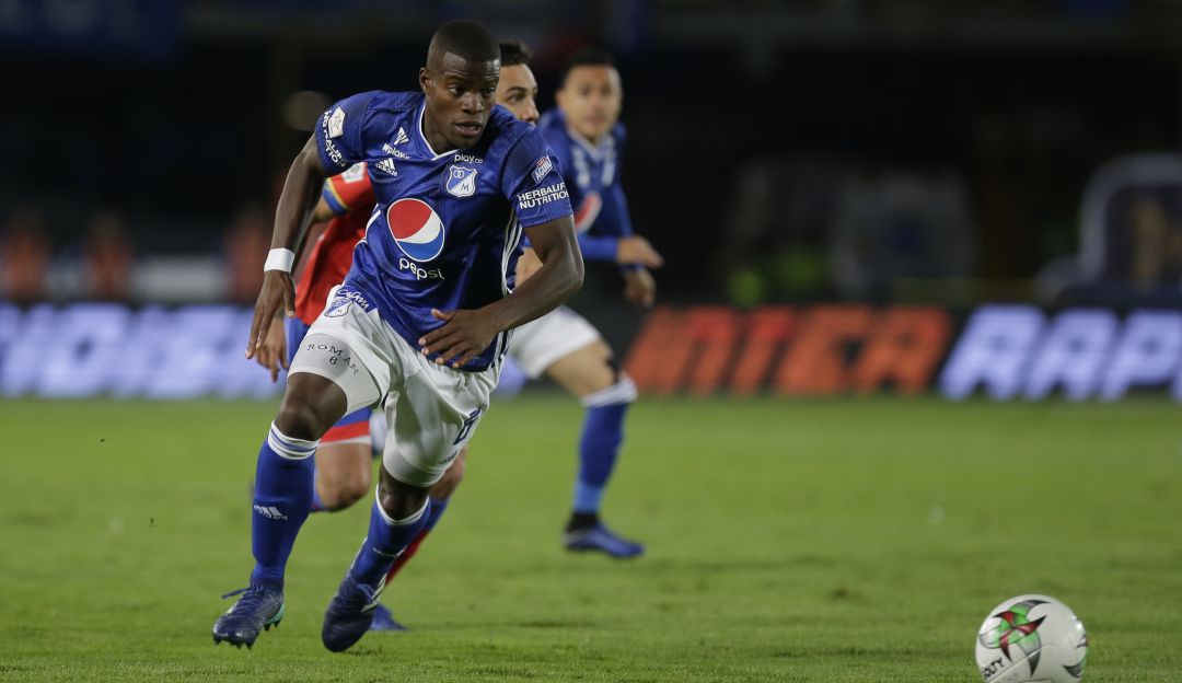Andrés Felipe Román interesa a Boca Juniors de Argentina.