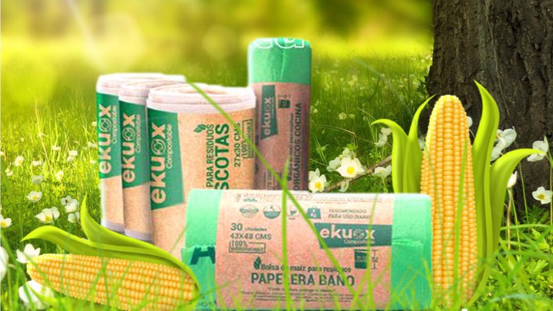 Empaques de almidón de maíz en vez de bolsas plásticas
