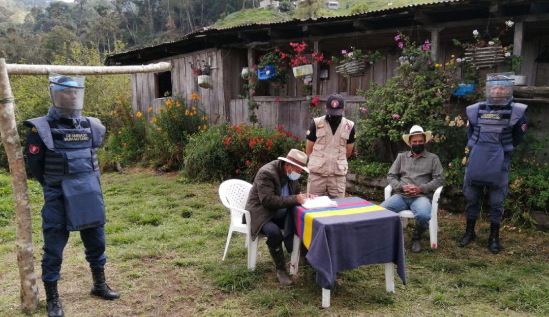 Suministrada Batallón Desminado Humanitario Número 2