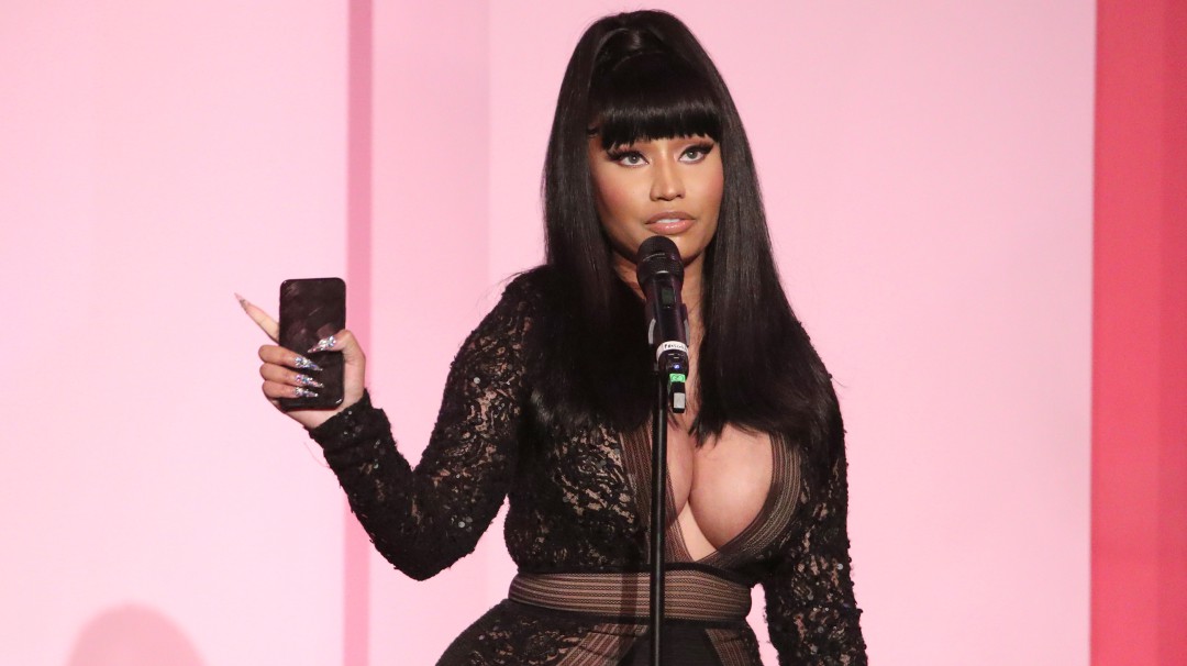 Muere atropellado el padre de Nicki Minaj, el responsable se fugó