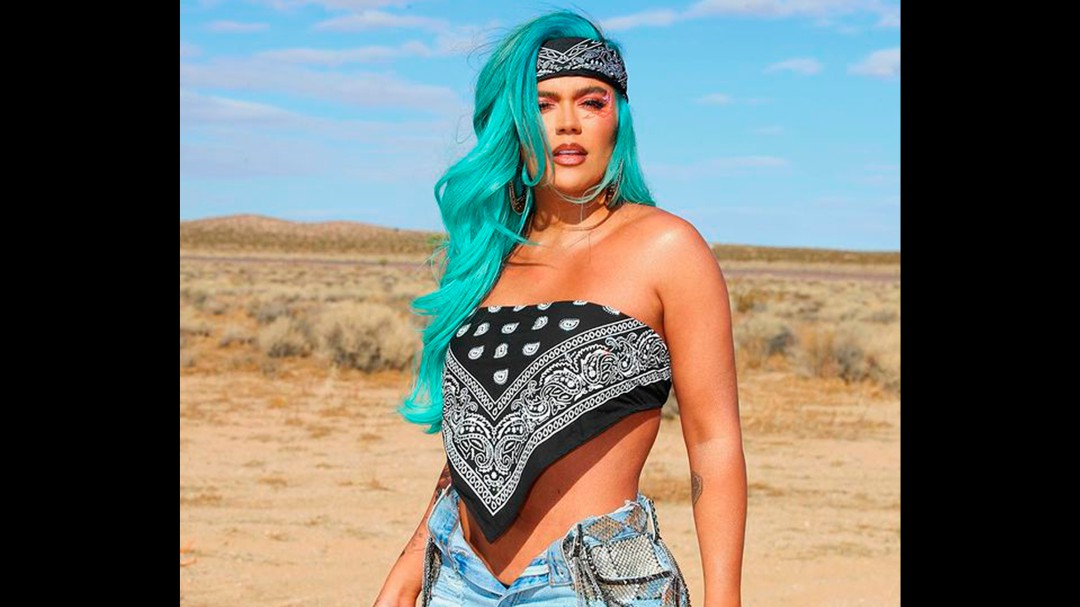 ¡Qué bichota!: Karol G presume su nueva figura con diminuto bikini negro