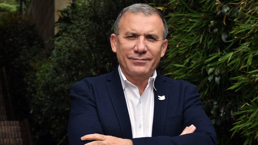 Roy Barreras denunciará al Gobierno, Uribe, Cabal y 'Pacho' Santos