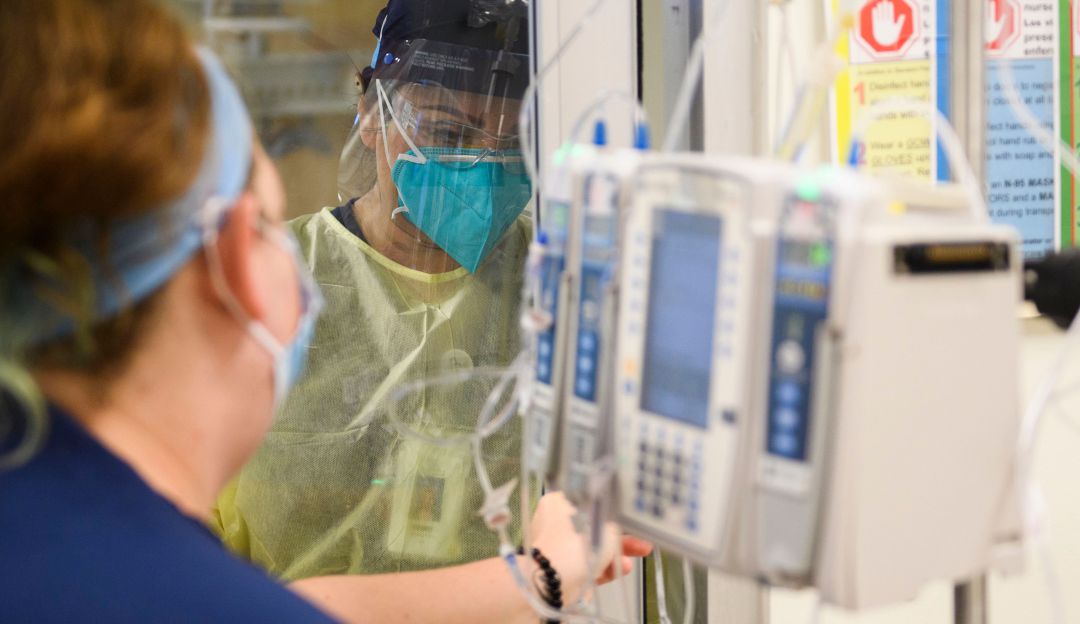 Luego de la alerta emitida por el Invima, Philips asegura no ha recibido informes de daños a pacientes relacionados con la batería.