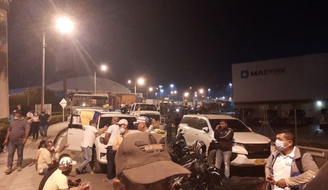 Movilización del gremio camionero en Cartagena
