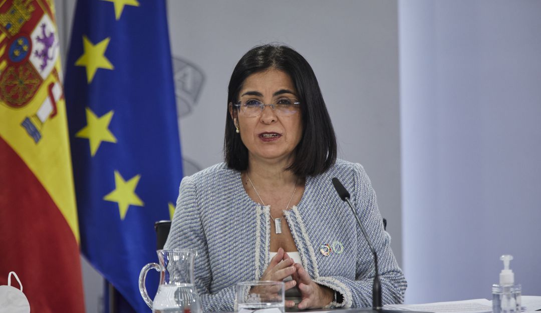 La ministra de Sanidad de España, Carolina Darias, durante la actualización de los datos sobre la pandemia y las vacunaciones en el país.