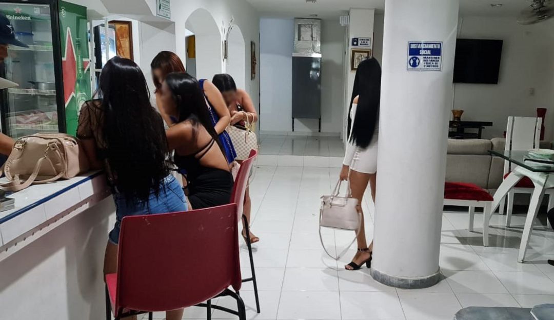 Establecimientos que incumplen protocolos: En Santa Marta sancionan a un hostal por ofrecer servicios sexuales