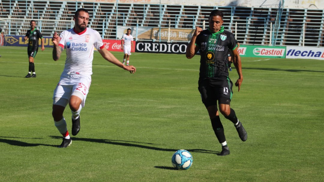 Huracán se desinfló ante un equipo de tercera división del fútbol argentino