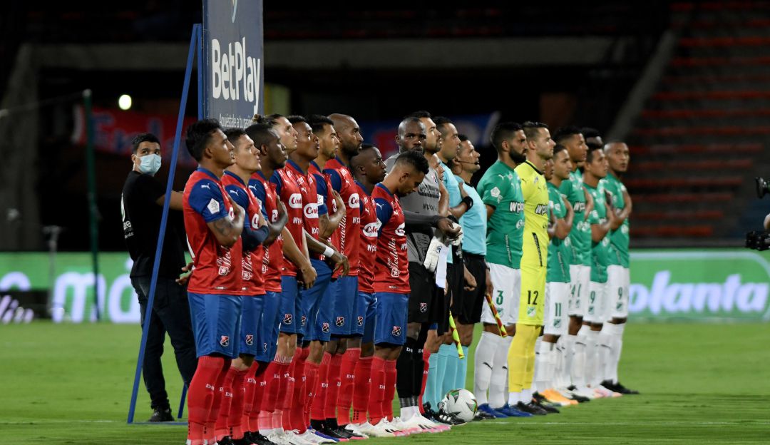 Independiente Medellín Vs Deportivo Cali en la fecha 9 de la Liga Colombiana. Independiente Medellín Vs Deportivo Cali en la fecha 9 de la Liga Colombiana.