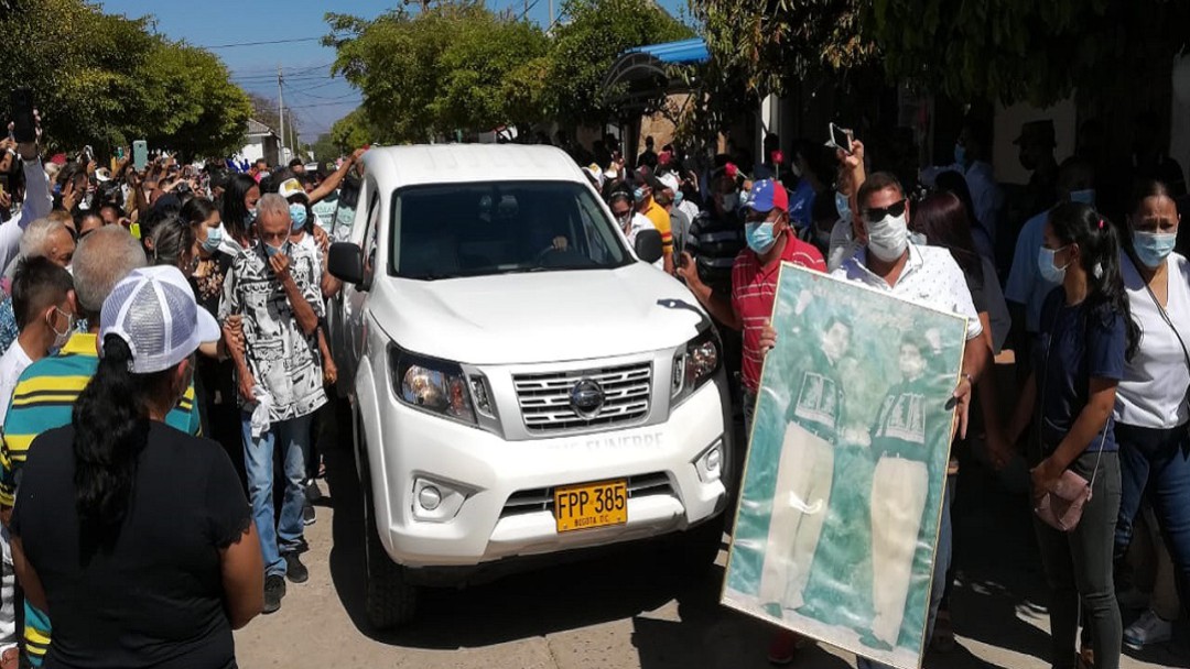 Cuerpo de Jorge Oñate llega a La Paz, Cesar