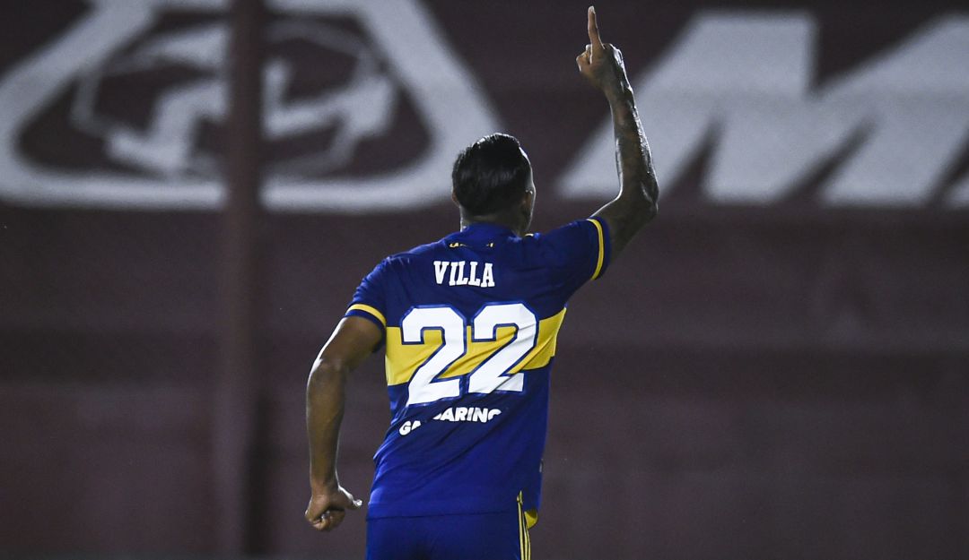 Sebastián Villa festeja su gol en la Copa Argentina.