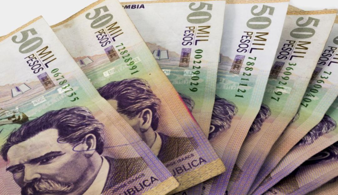 Desembolso dinero.