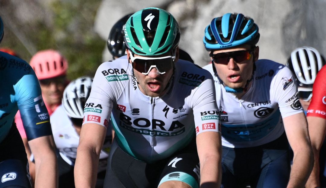 Maximilian Schachmann campeón de la Paris Niza en un mal día para Roglic
