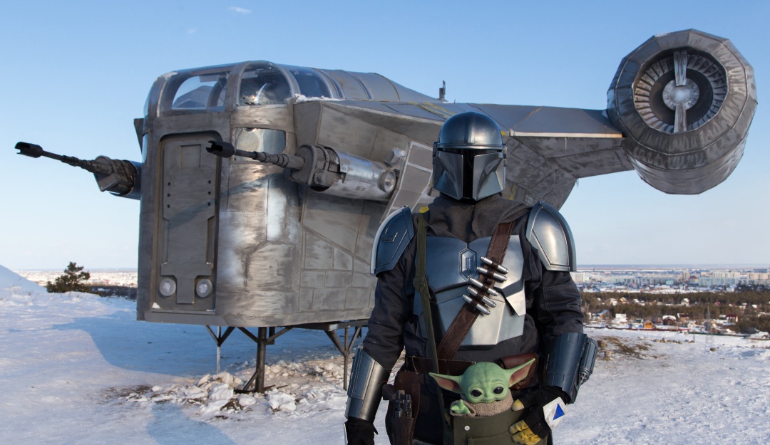 Grandes fans de 'Star Wars' reconstruyen nave espacial de Mandalorian Grandes fans de 'Star Wars' reconstruyen nave espacial de Mandalorian