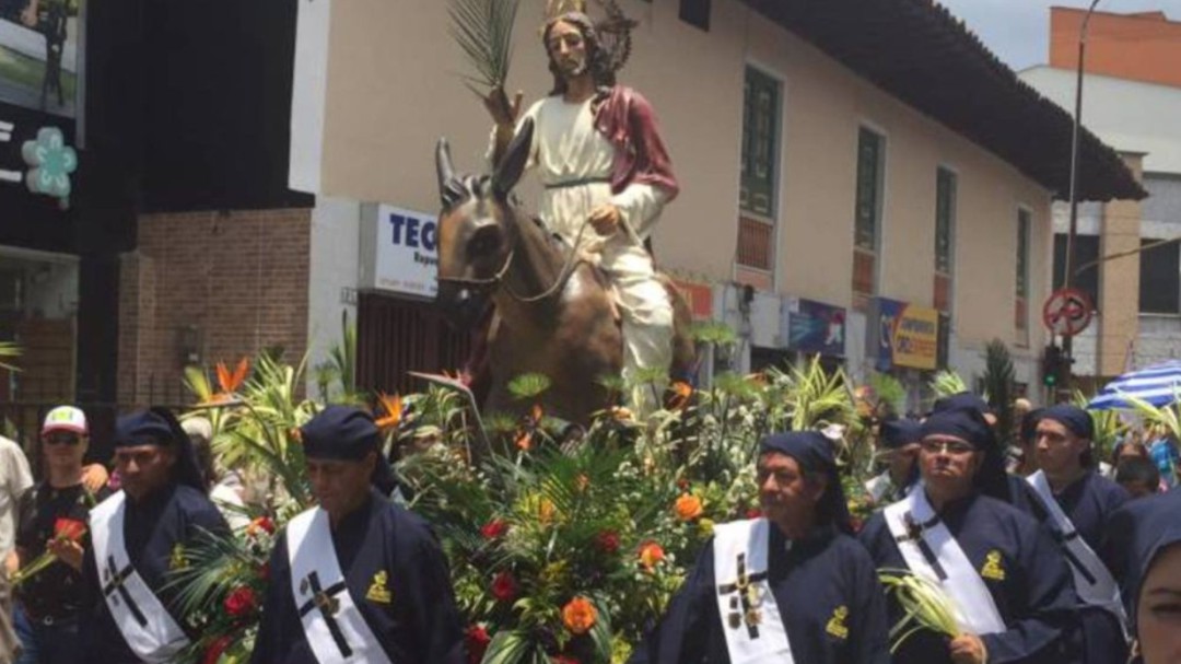 VIDEO: Están prohibidas las procesiones: Gobernador