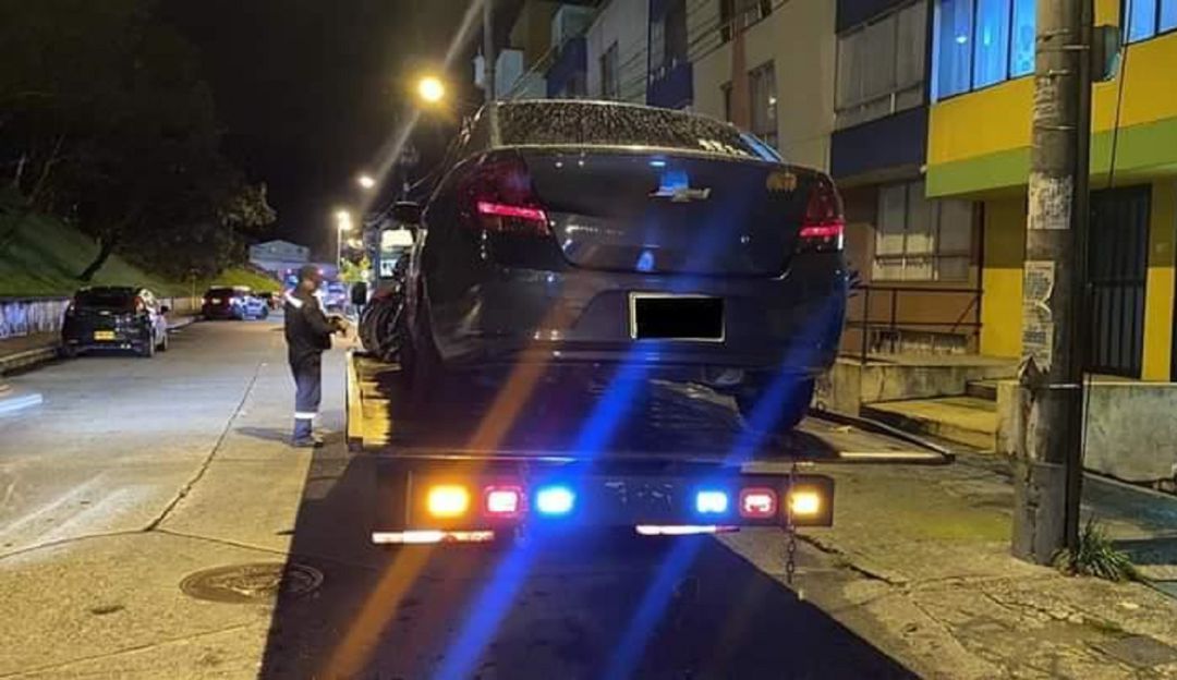 Vehículo inmovilizado por prestar el servicio de transporte público ilegal