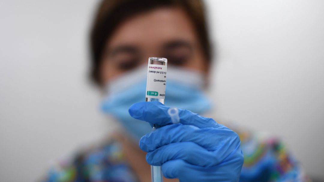 Un colombiano en el equipo de investigación de la vacuna de AstraZeneca