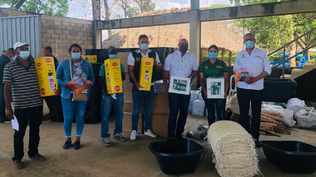 Entregaron 145 kits de insumos para siembra de maíz en Bolívar