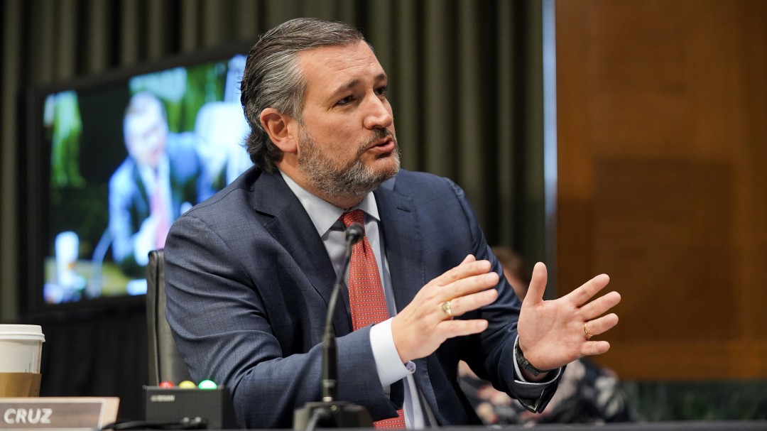 Republicanos en el Senado defienden porte de armas tras tiroteos en EEUU