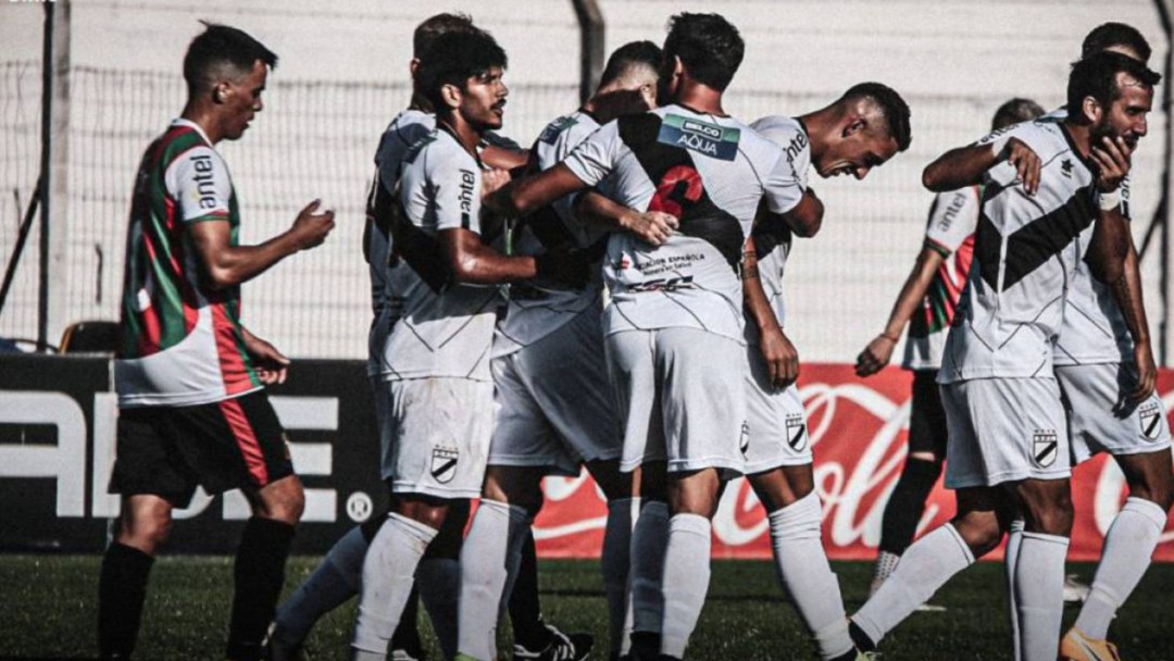 Desde la mirada del hincha: Danubio descendió en Uruguay y así se vive