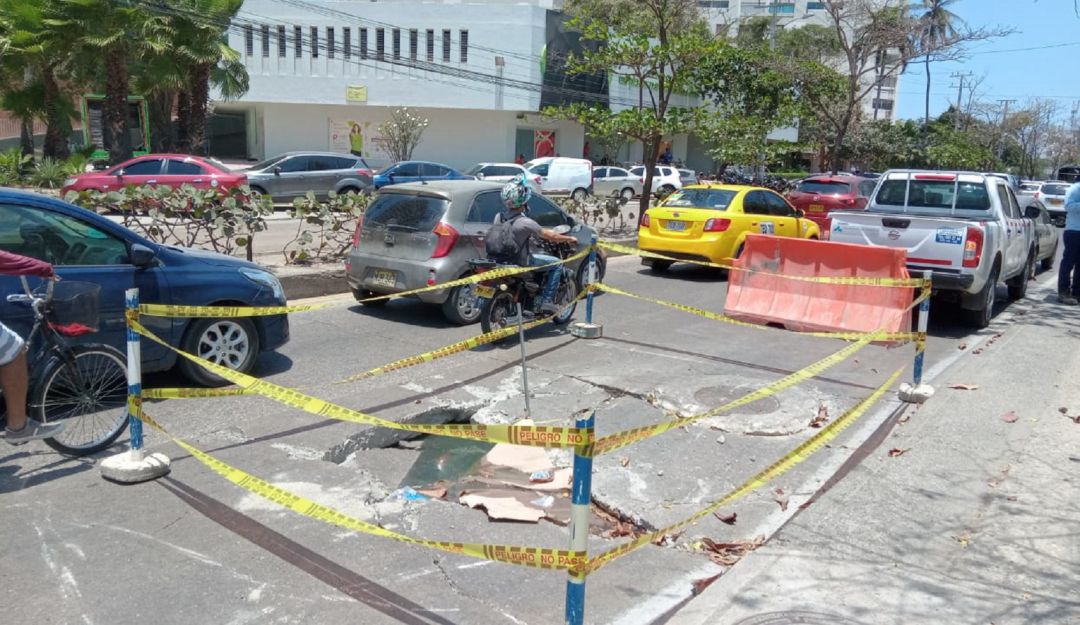 Mientras se realicen los trabajos de reparación estará cerrada la calzada derecha de la Avenida San Martín, en la zona colindante con la Base Naval