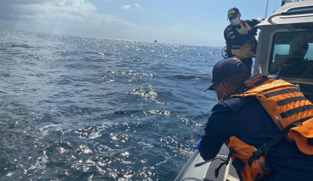 Las labores son adelantadas por Unidades de Reacción Rápida de Guardacostas y la Infantería de Marina