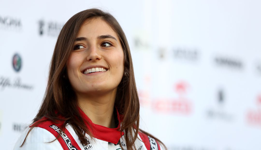 Tatiana Calderón, piloto colombiana de la Super Fórmula japonesa
