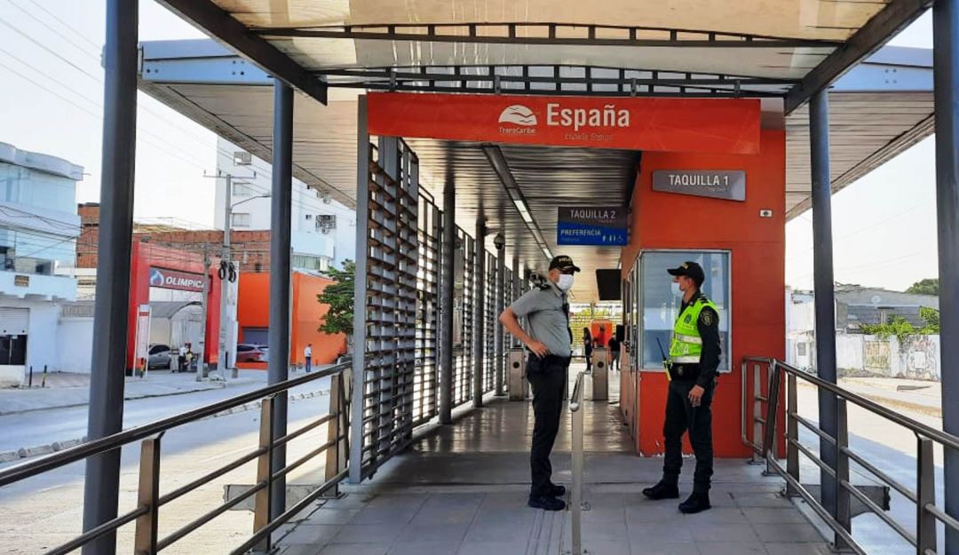 Las autoridades dan recomendaciones de seguridad a los turistas y cartageneros para el disfrute de la Semana Santa