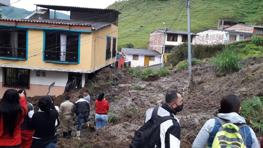 Deslizamiento en Chinchiná deja seis viviendas afectadas