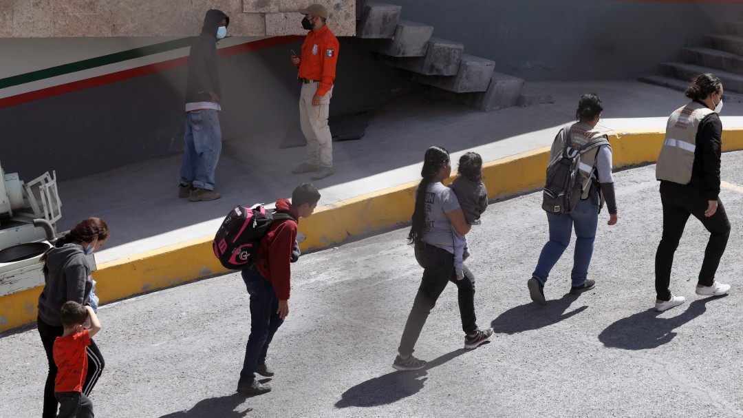 ACNUR pide que se garantice el acceso a vacunas para los refugiados