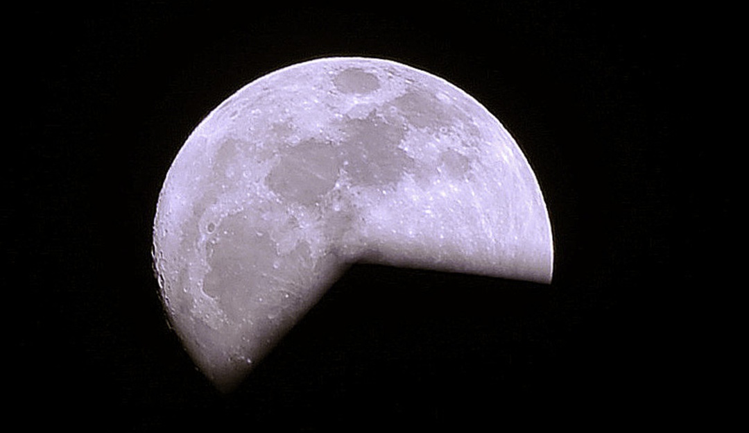 Luna Rosa