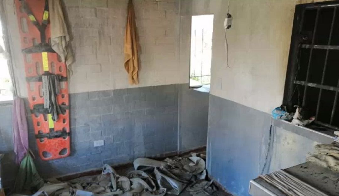 Así quedó el CAI de San Mateo tras incendio que dejó ocho muertos.