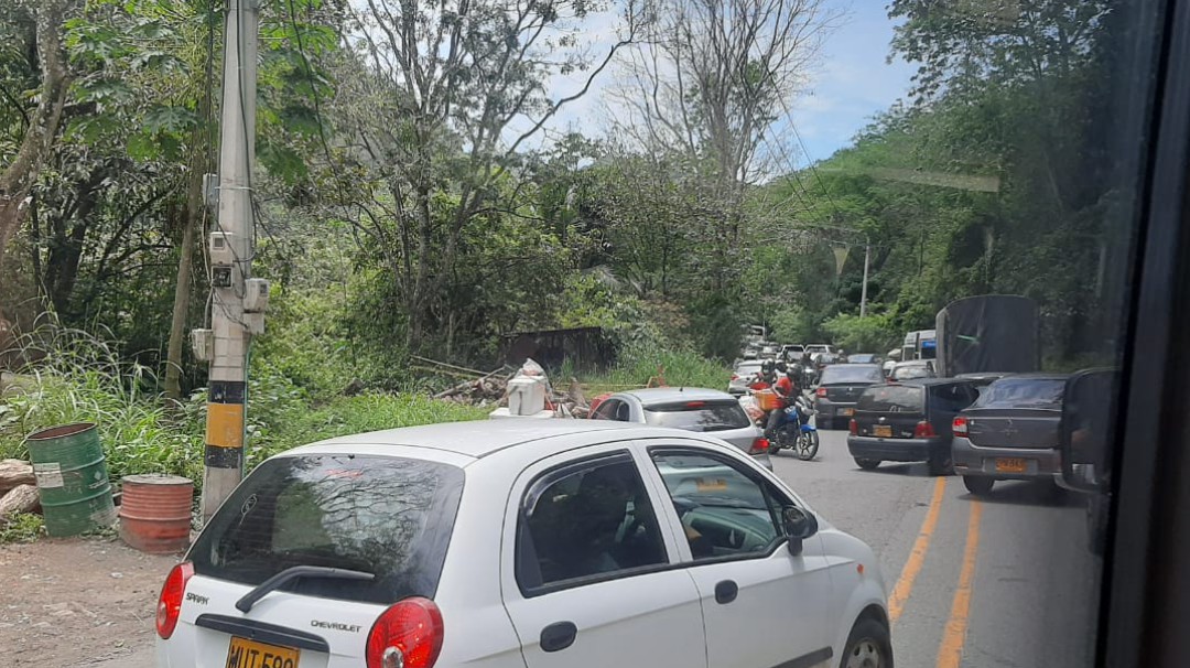 Por Twitter conozca horarios de circulación de la vía Manizales - Medellín