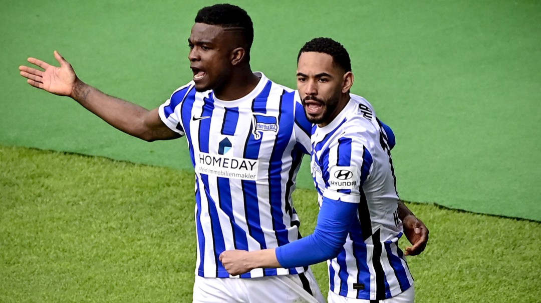 Jhon Córdoba anotó y asistió en empate del Hertha Berlín