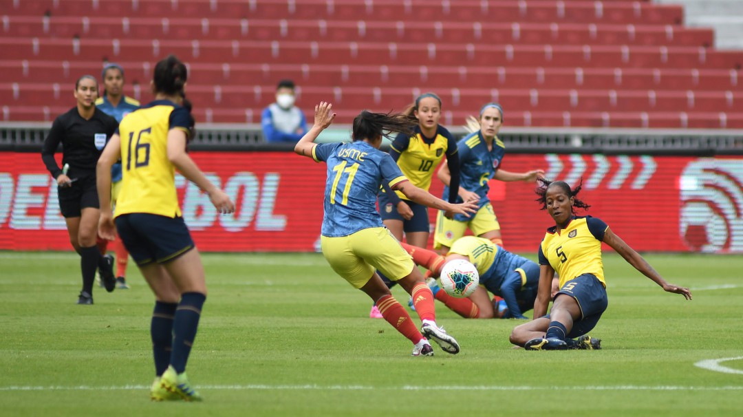 Catalina Usme le da la victoria a Colombia en primer partido ante Ecuador