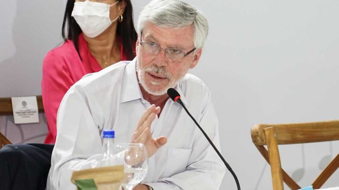 Por problemas de contratación, cinco entidades no han implementado el PAE