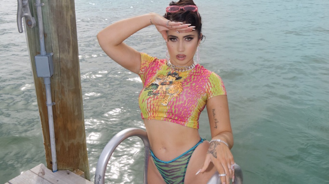 "La perra no espera, la perra prospera": Kali Uchis