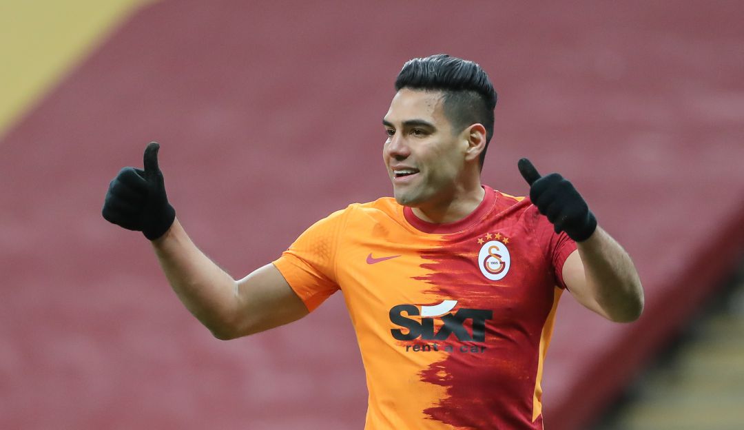 Falcao sale del hospital tras ser operado por fractura en un hueso facial